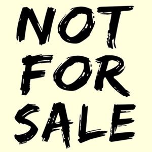 🛍️ Kawaii Strawberry Rabbit Acrylic Brooch Pin